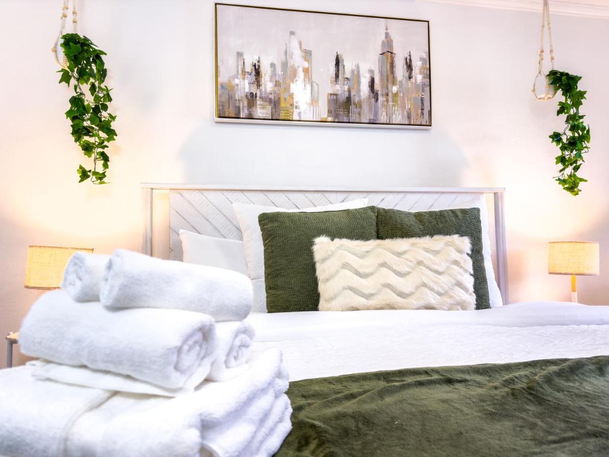 1K Bed Studio Apt With Shared Pool 02 Κλιαργουότερ Εξωτερικό φωτογραφία