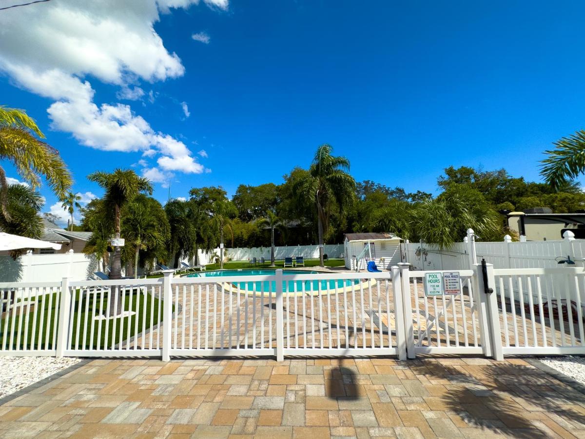 1K Bed Studio Apt With Shared Pool 02 Κλιαργουότερ Εξωτερικό φωτογραφία